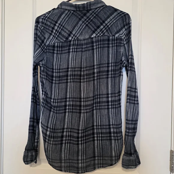 Lucky Brand Blue And White Plaid Button Down Shirt Size Small - Picture 3 of 8